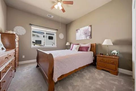 Bedroom - 2440 Crescent Moon Ct, Redding, CA 96001 photo 2 of 3