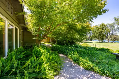 Exterior - 19150 River Crest Dr, Anderson, CA 96007 photo 5 of 6
