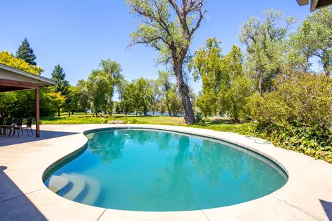Exterior - 19150 River Crest Dr, Anderson, CA 96007 photo 1 of 6