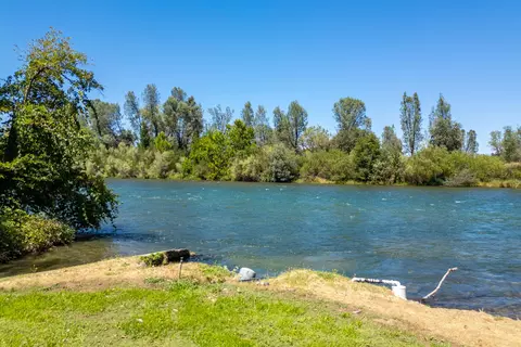 View/Area - 19150 River Crest Dr, Anderson, CA 96007 photo 4 of 4