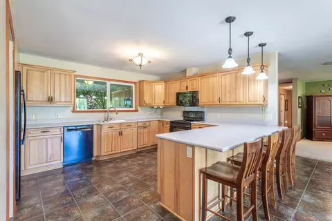 Kitchen - 19150 River Crest Dr, Anderson, CA 96007 photo 1 of 5