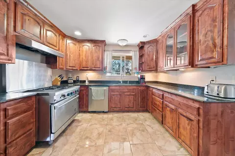 Kitchen - 20234 California 36 W, Red Bluff, CA 96080 photo 3 of 4