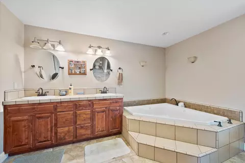 Bath - 20234 California 36 W, Red Bluff, CA 96080 photo 3 of 5