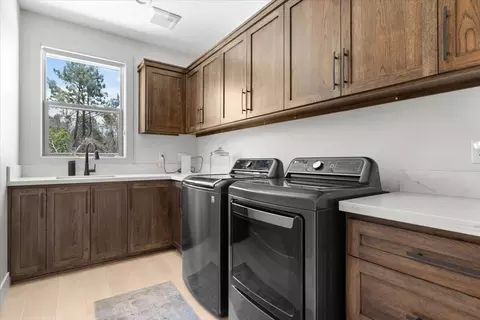 16520 Blarney Ln, Redding, CA 96001 photo 13