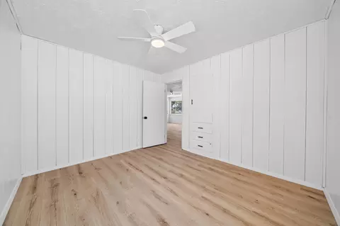 Bedroom - 6851 Airport Rd, Redding, CA 96002 photo 5 of 5