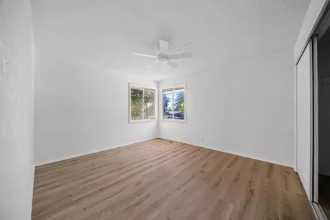 Bedroom - 6851 Airport Rd, Redding, CA 96002 photo 3 of 5