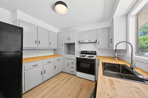 Kitchen - 6851 Airport Rd, Redding, CA 96002 photo 2 of 3
