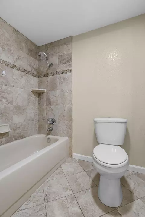 Bath - 488 Ridgecrest Trl #131, Redding, CA 96003 photo 7 of 7
