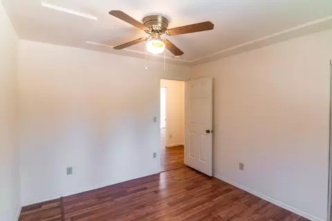 Bedroom - 17653 Cougar Ct, Weed, CA 96094 photo 8 of 11