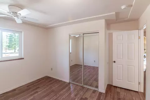 Bedroom - 17653 Cougar Ct, Weed, CA 96094 photo 7 of 11