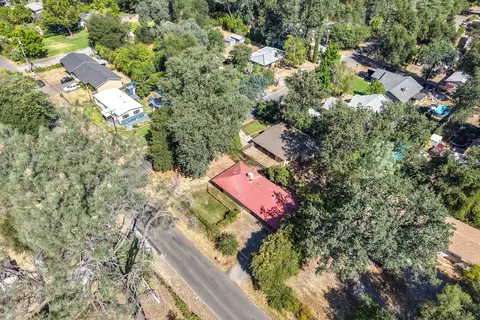 View/Area - 6151 Emerald Ln, Redding, CA 96001 photo 8 of 11