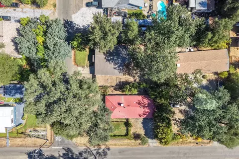 View/Area - 6151 Emerald Ln, Redding, CA 96001 photo 10 of 11