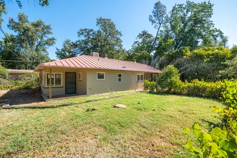 Exterior - 6151 Emerald Ln, Redding, CA 96001 photo 18 of 26