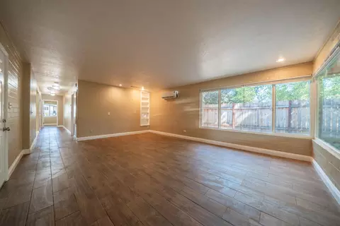 Living - 6151 Emerald Ln, Redding, CA 96001 photo 6 of 9