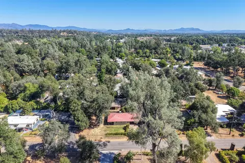 View/Area - 6151 Emerald Ln, Redding, CA 96001 photo 1 of 11