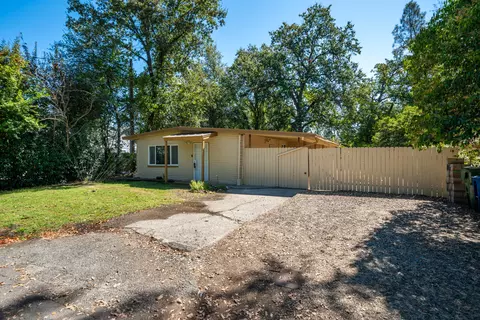 Exterior - 6151 Emerald Ln, Redding, CA 96001 photo 4 of 26