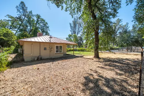 Exterior - 6151 Emerald Ln, Redding, CA 96001 photo 20 of 26