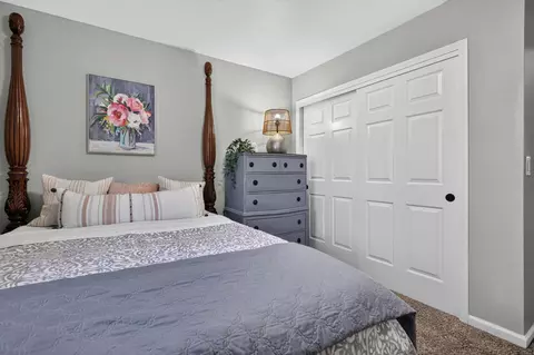 Bedroom - 2715 Howard Dr, Redding, CA 96001 photo 6 of 6