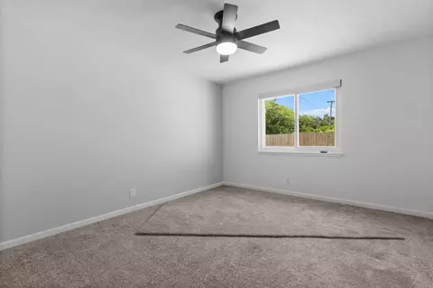 Bedroom - 3971 Meteor St, Redding, CA 96002 photo 4 of 12