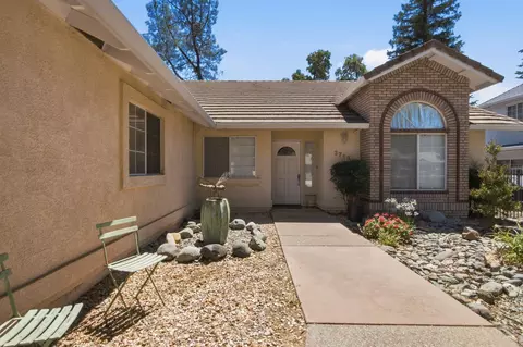 Exterior - 3715 Eagle Pkwy, Redding, CA 96001 photo 10 of 10