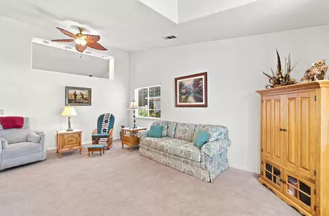 Living - 3715 Eagle Pkwy, Redding, CA 96001 photo 2 of 6