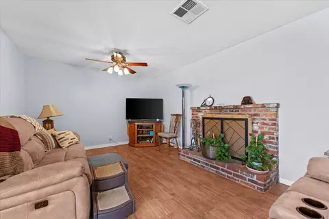 19577 Medo Vale Ln, Redding, CA 96002 photo 4