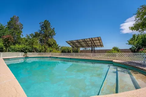 19577 Medo Vale Ln, Redding, CA 96002 photo 17