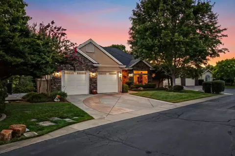 Exterior - 3179 Pinot Path, Redding, CA 96001 photo 8 of 9