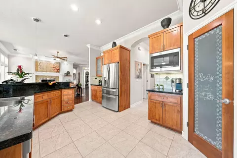Kitchen - 3179 Pinot Path, Redding, CA 96001 photo 5 of 5