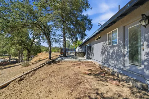 Exterior - 12026 Norma Ln, Redding, CA 96003 photo 8 of 16
