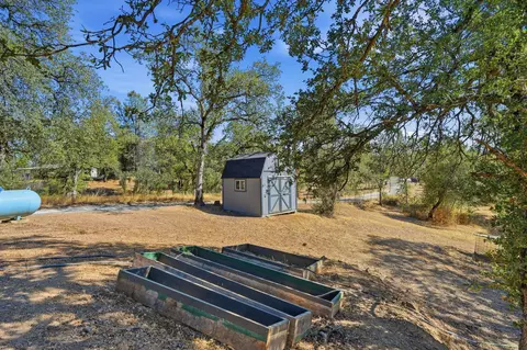 Exterior - 12026 Norma Ln, Redding, CA 96003 photo 14 of 16