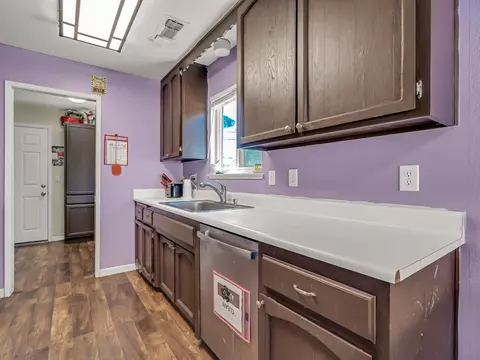 Kitchen - 3630 Summit Dr, Redding, CA 96001 photo 2 of 6