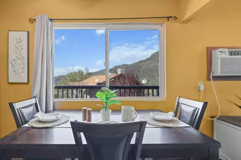 Dining - 22065 Loop Dr, Redding, CA 96003 photo 5 of 6