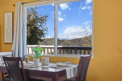 Dining - 22065 Loop Dr, Redding, CA 96003 photo 2 of 6