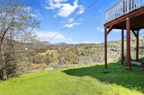 Exterior - 22065 Loop Dr, Redding, CA 96003 photo 9 of 17