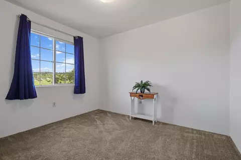 Bedroom - 22065 Loop Dr, Redding, CA 96003 photo 2 of 7