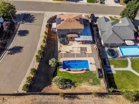 View/Area - 1986 Tarmac Rd, Redding, CA 96003 photo 2 of 2