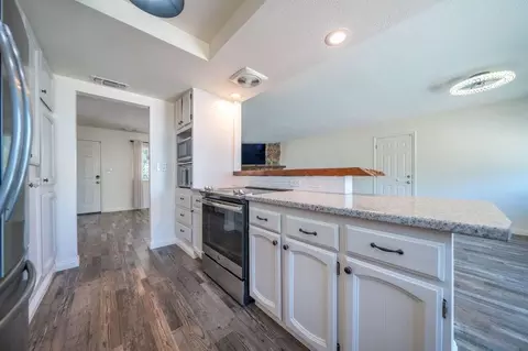 Kitchen - 3170 Keswick Dam Rd, Redding, CA 96003 photo 4 of 6