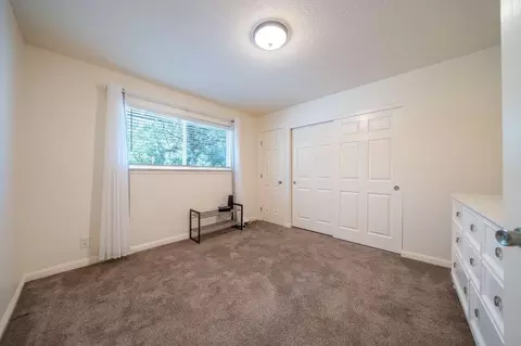 Bedroom - 3170 Keswick Dam Rd, Redding, CA 96003 photo 5 of 6