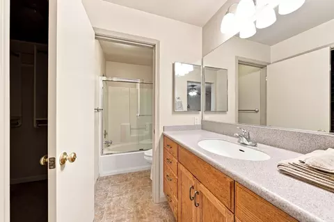 Bath - 4393 Agnes May Dr, Redding, CA 96002 photo 1 of 2