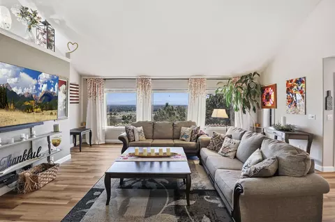Living - 4207 Frances Dr, Redding, CA 96001 photo 1 of 3