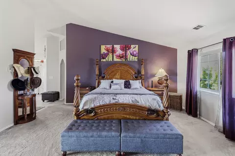 Bedroom - 4207 Frances Dr, Redding, CA 96001 photo 4 of 7