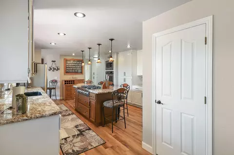 Kitchen - 4207 Frances Dr, Redding, CA 96001 photo 6 of 6
