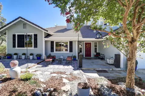 Exterior - 4207 Frances Dr, Redding, CA 96001 photo 14 of 18
