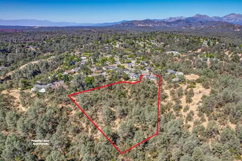 View/Area - 4207 Frances Dr, Redding, CA 96001 photo 4 of 5