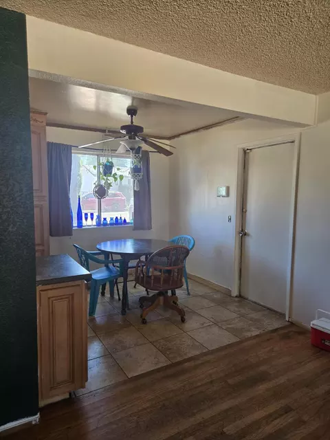 Dining - 984 Camino, Redding, CA 96002 photo 1 of 1