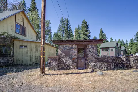 Exterior - 13255 Circle Dr, Old Station, CA 96071 photo 16 of 17