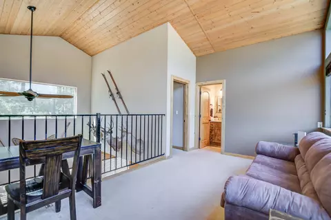 Entry Way - 13255 Circle Dr, Old Station, CA 96071 photo 2 of 5