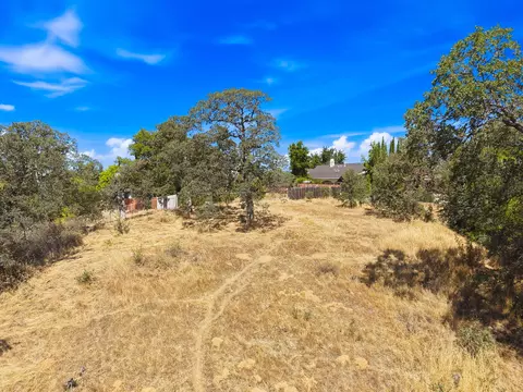 646 Ansley Ct, Redding, CA 96003 photo 5