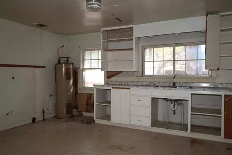 Kitchen - 36919 Oak St, Burney, CA 96013 photo 1 of 1